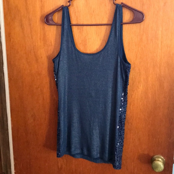 💥SALE💥 🔴2/$10 EUC Express Navy Blue Sequin Tank Top - Picture 2 of 5